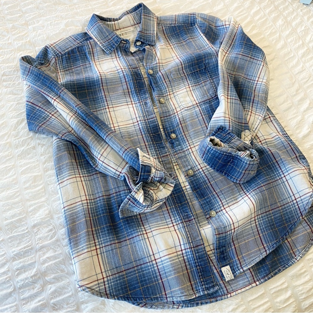 American Eagle boyfriend fit flannel plaid shirt